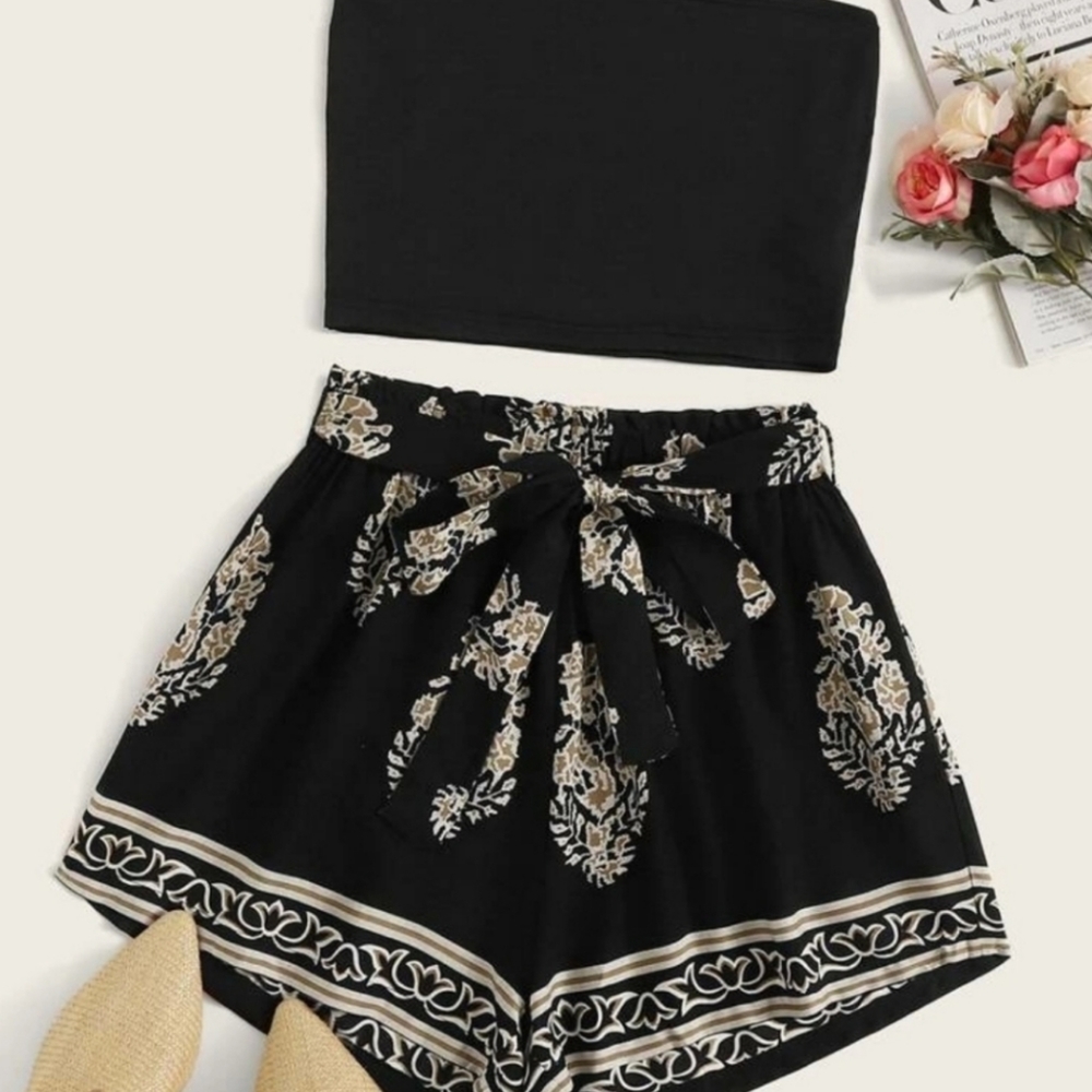 NWT Shein 2 piece set Black Tube top and Black shorts tan/white flower small